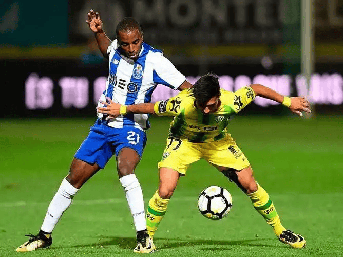 周日029西甲｜死拼保级VS残阵破局！阿拉维斯VS皇家贝蒂斯攻防解析