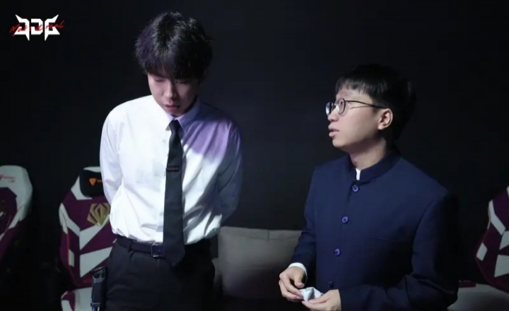 Tabe：最近训练赛较困难！BLG中野辅是很紧密的 配合也很好